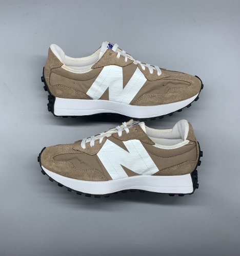 New Balance 327 Shifted Brown 265mm